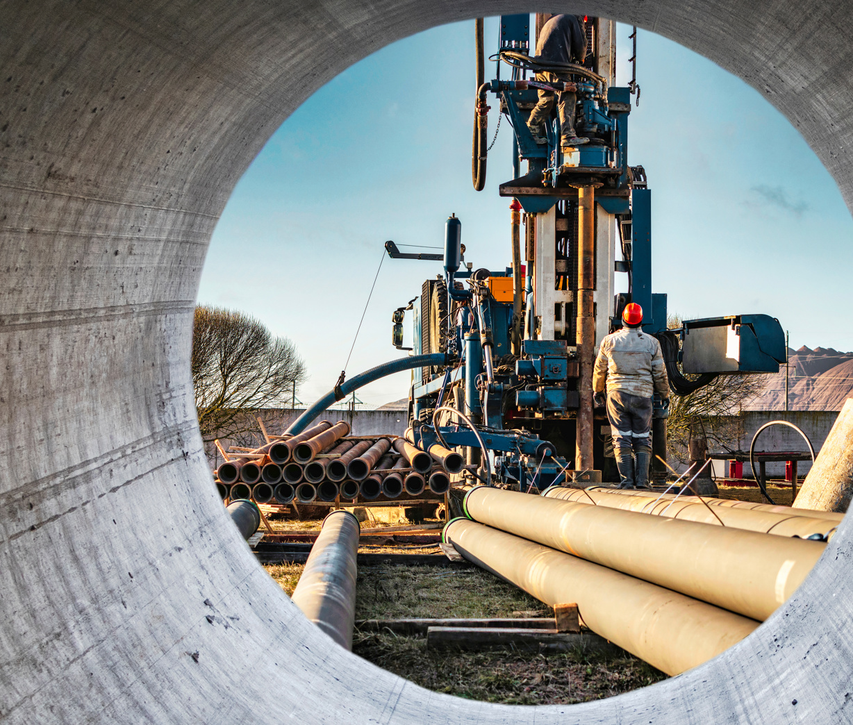 Zabezpieczenia wykopów w środowisku miejskim – precyzja, ryzyko i wodne wyzwania